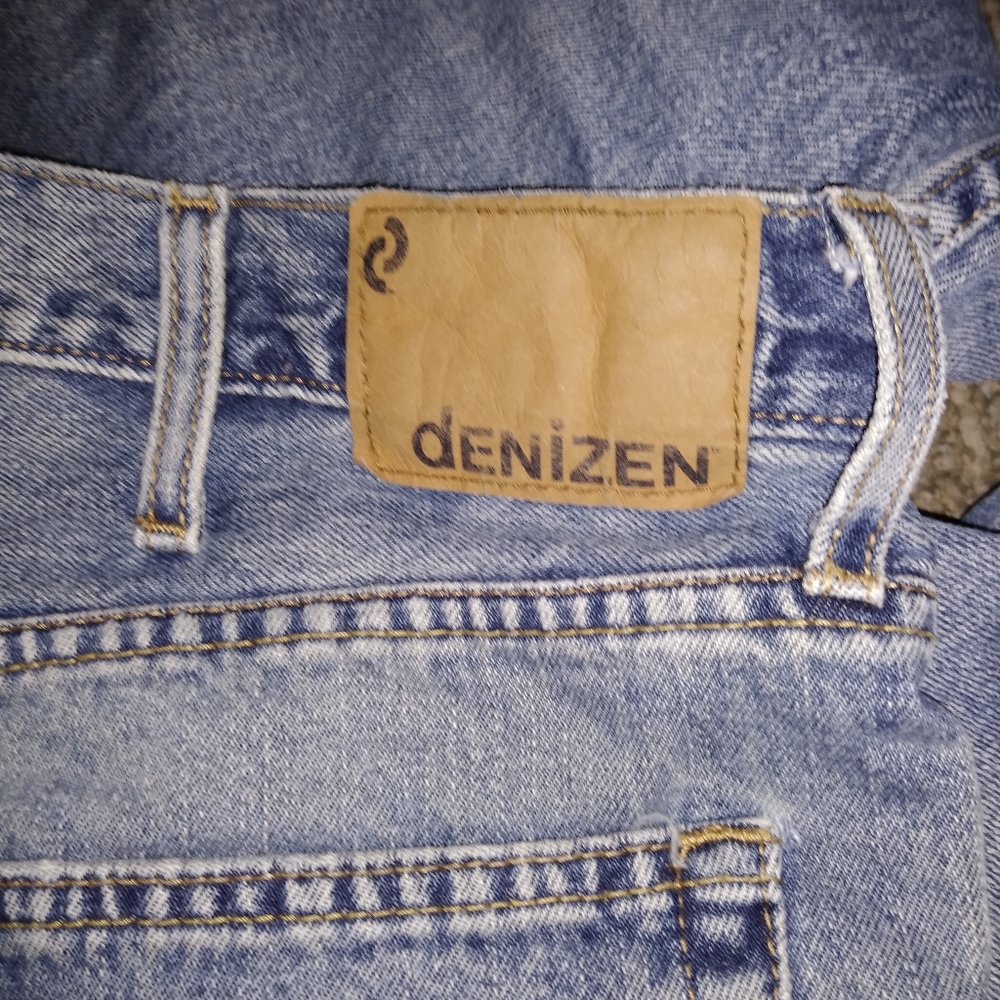 Denizen men's jeans sz40